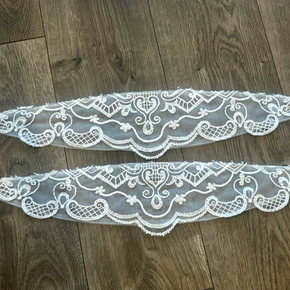 Lux and Love off-shoulder straps